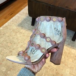 Sam Edelman Yuli dusty rose suede heels.